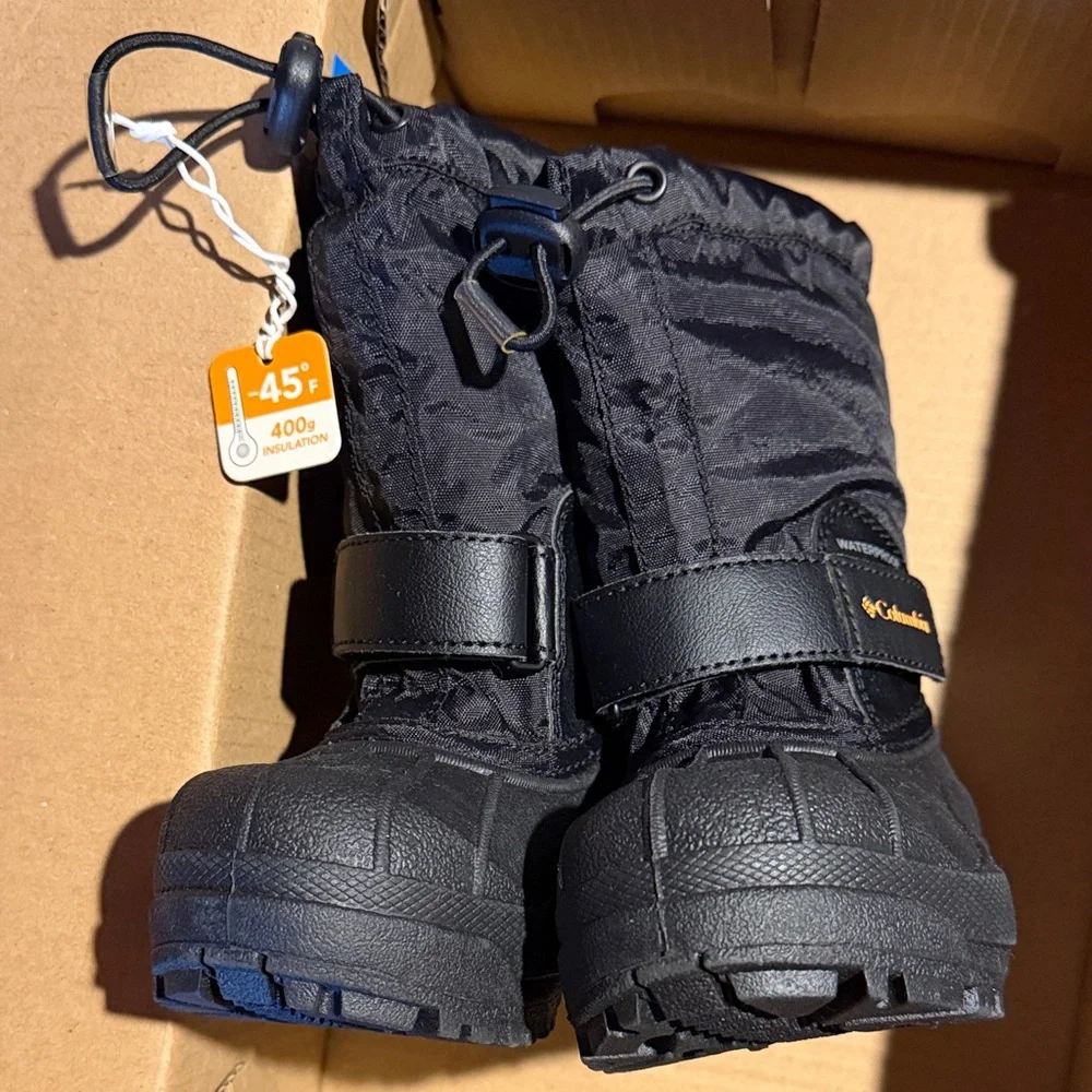 NEW Columbia Black children’s powderbug(TM) Insulated 400g Waterproof Snow Boots